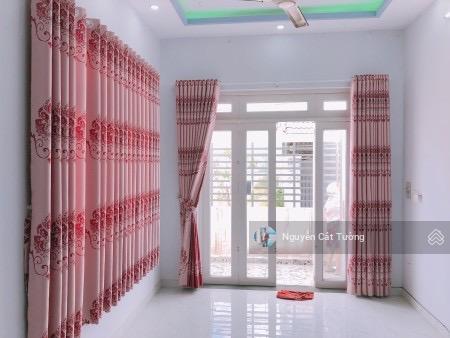 Bán nhà ngay metro văn thánh. 3 tầng  dt 46m2, đất ở 100%. cho thuê 15 triệu/th. khu an ninh