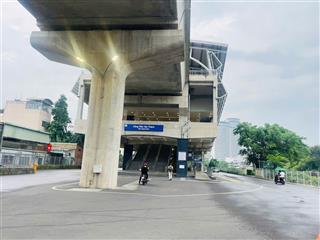 Bán nhà ngay metro văn thánh. 3 tầng  dt 46m2, đất ở 100%. cho thuê 15 triệu/th. khu an ninh