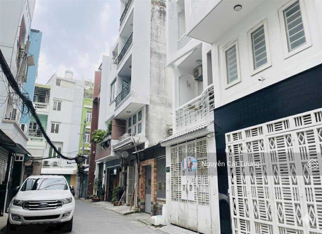 Bán nhà cách mặt tiền hoàng hoa thám chỉ 20m. ngang 4 x 14m (53m2). btct 4 tầng. hẻm oto thông