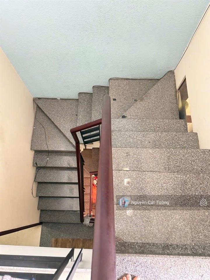 Bán nhà gần chợ bà chiểu, 4 tầng, oto 8m, ngang 6.8m nhà vuông vức không lỗi, 16.3 tỷ