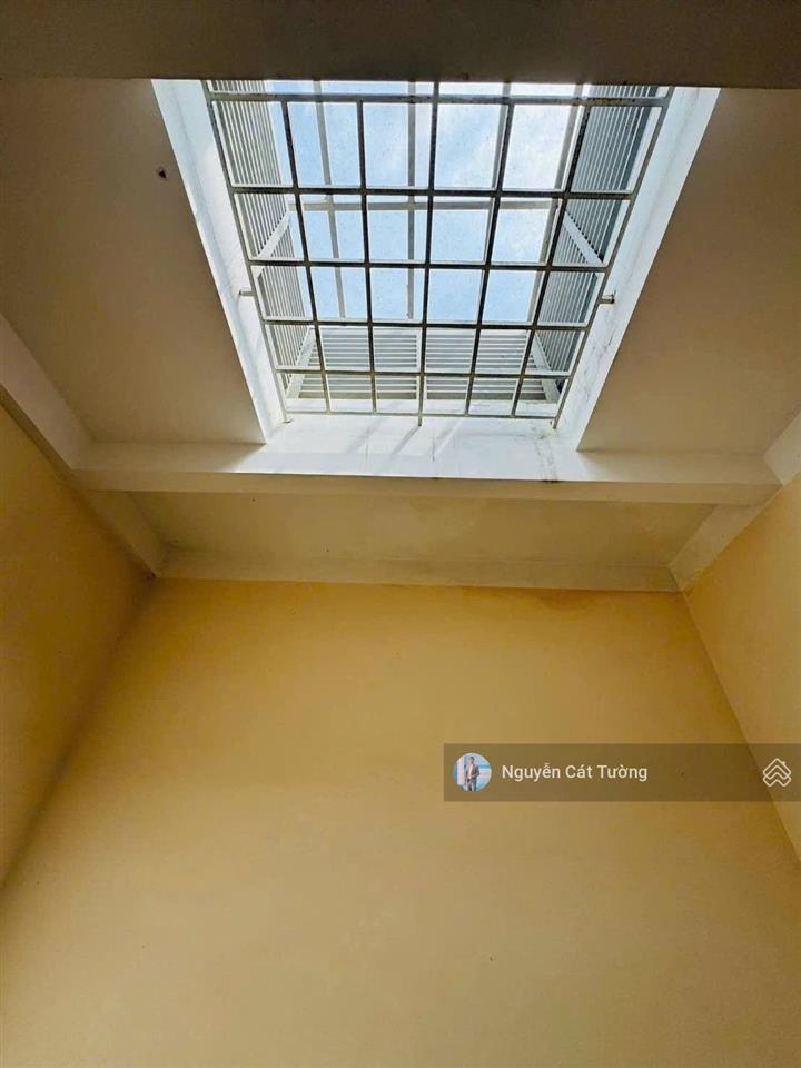 Bán nhà ngay cầu bông, 4 tầng btct, oto ngủ nhà, đường 8m gần trường đh mỹ thuật. phù hợp ở + vpct