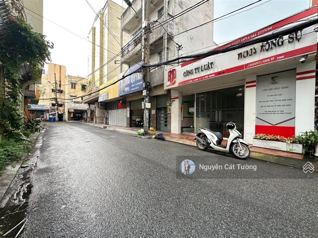 Bán nhà mt phùng văn cung 160m2 cn đủ xây mới hầm + 12 tầng  mt giá ngang hẻm oto ~200tr/m2..