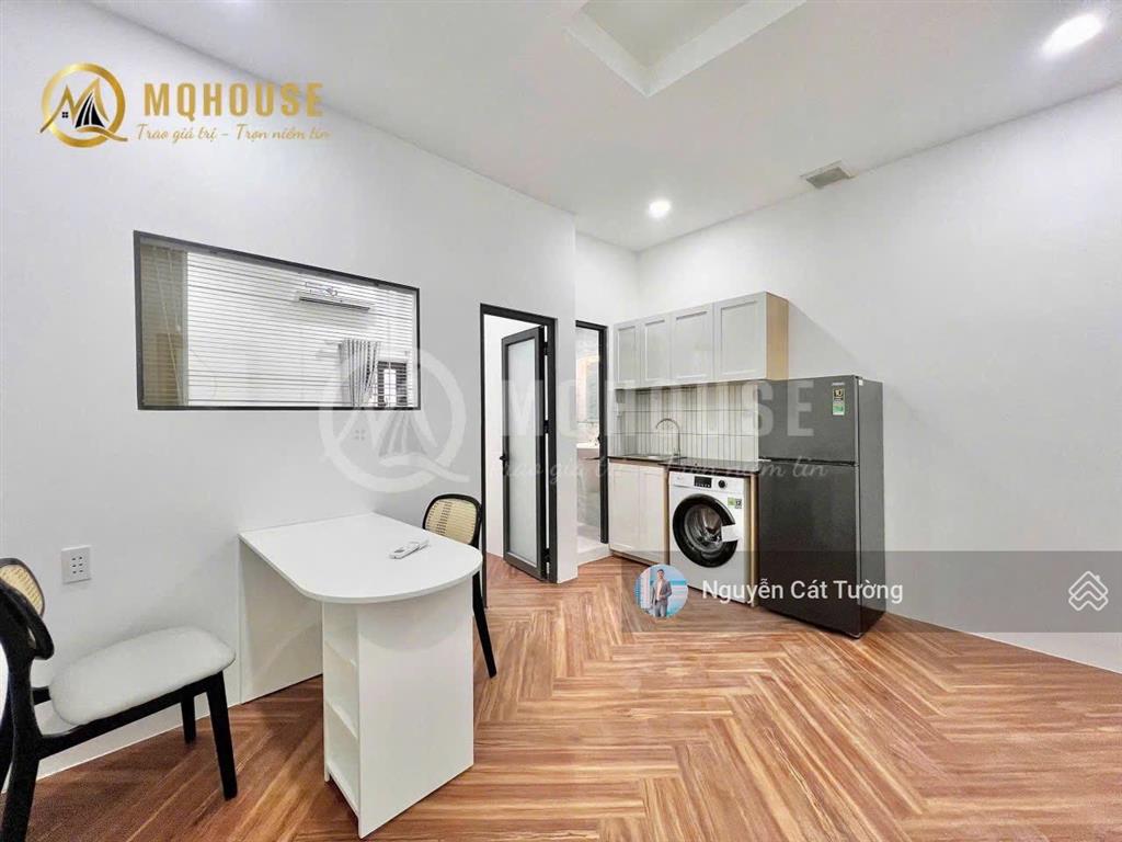 Căn phòng 1pn, 45m2, full nội thất, giặt riêng, ngay ngã tư hàng xanh