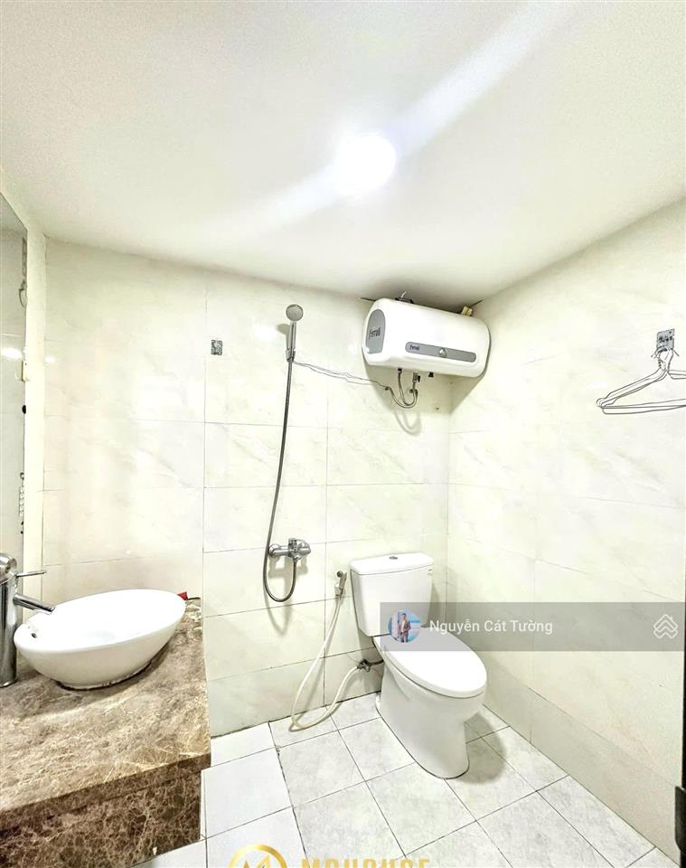 Duplex 70m2, ở được 5 người + 5 xe, ngay giáp quận 1, gác cao 2m, gần các trường đại học