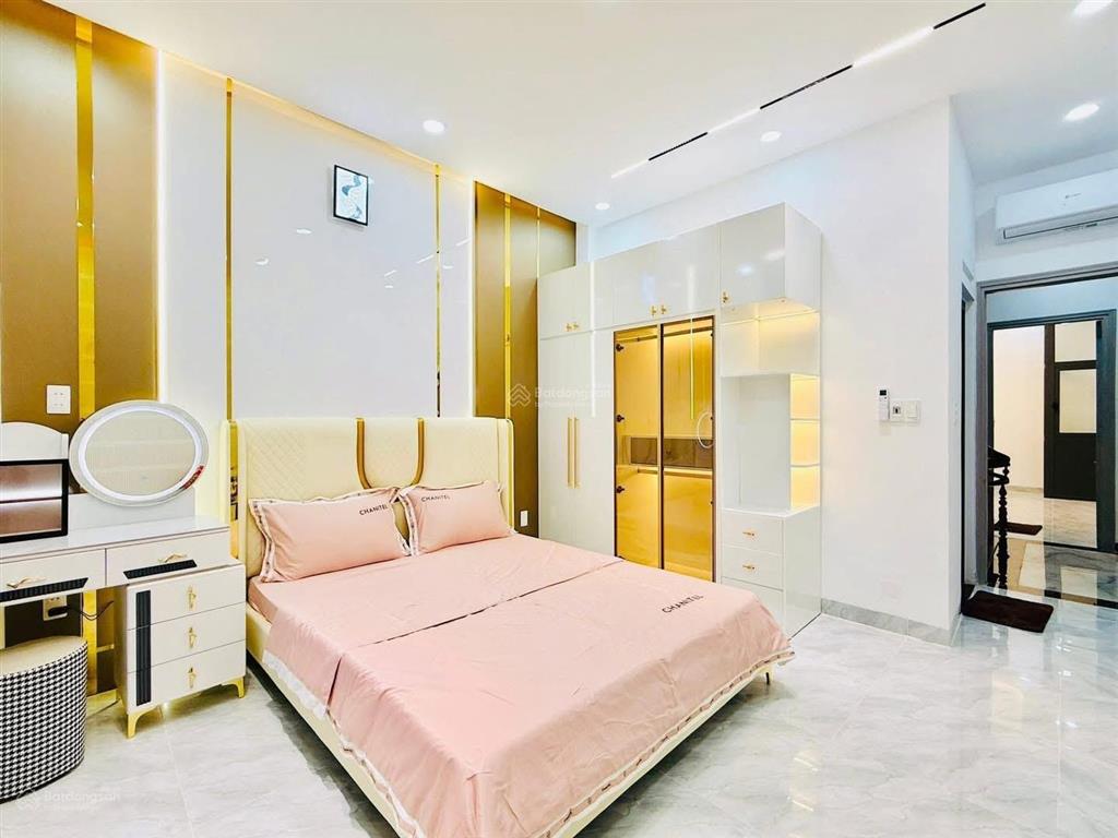 Sở hữu ngay căn nhà cạnh chợ phạm văn hai  quận tân bình / giá 3 tỷ 290 (60,2m2)