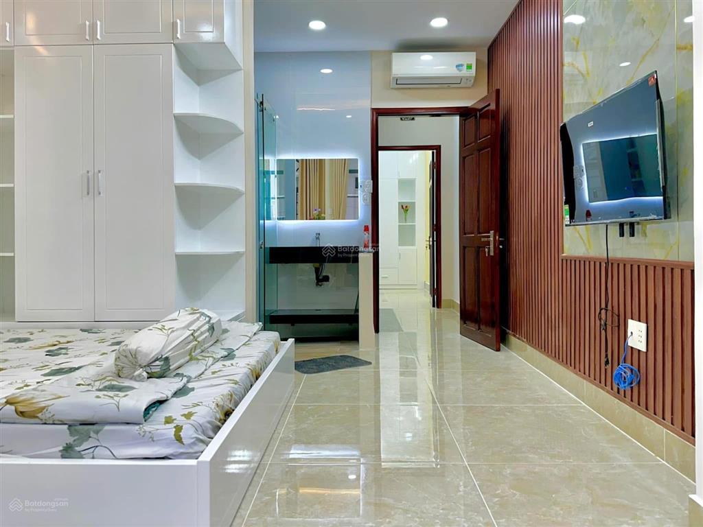 Chuẩn bị đi nước ngoài bán nhà trần bình trọng  quận bình thạnh / giá 2 tỷ 499 (sổ hồng riêng)
