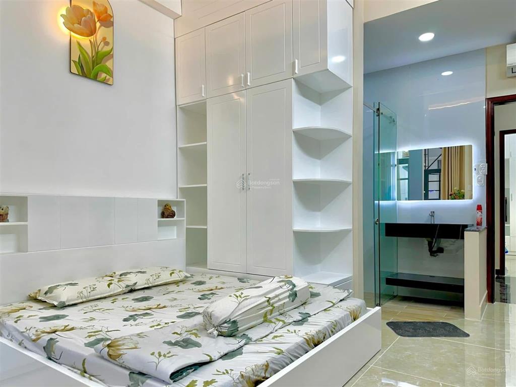 Chuẩn bị đi nước ngoài bán nhà trần bình trọng  quận bình thạnh / giá 2 tỷ 499 (sổ hồng riêng)