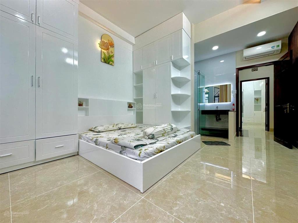Chuẩn bị đi nước ngoài bán nhà trần bình trọng  quận bình thạnh / giá 2 tỷ 499 (sổ hồng riêng)