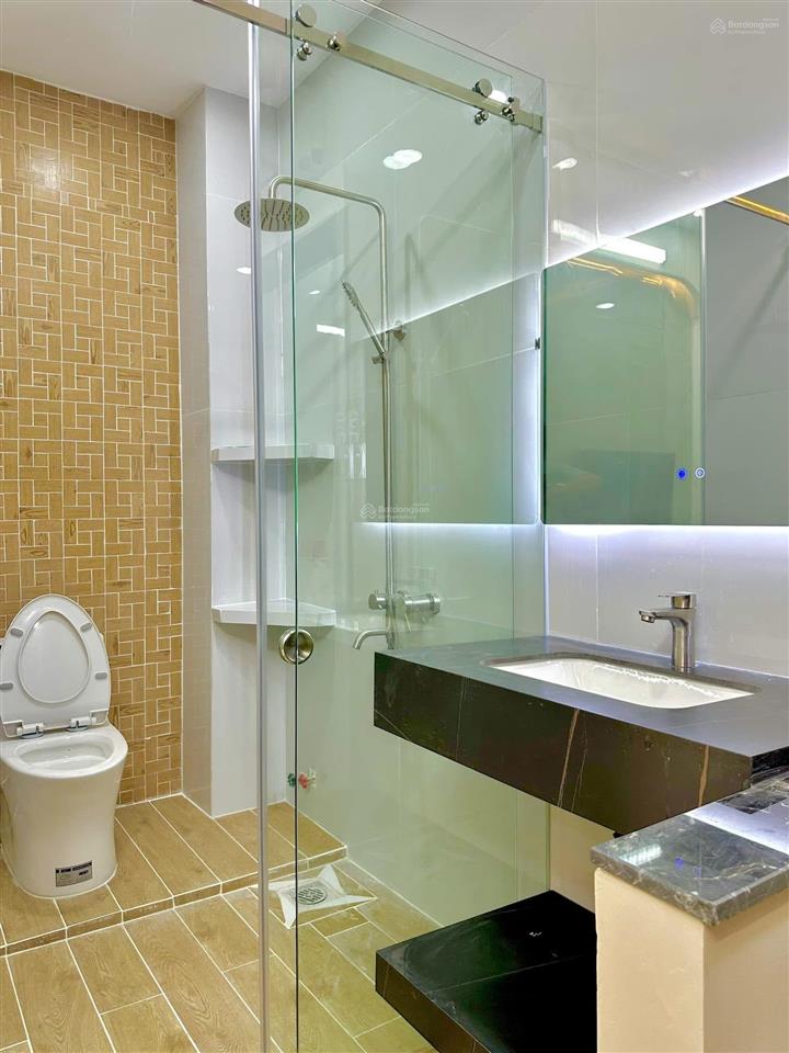 Chuẩn bị đi nước ngoài bán nhà trần bình trọng  quận bình thạnh / giá 2 tỷ 499 (sổ hồng riêng)