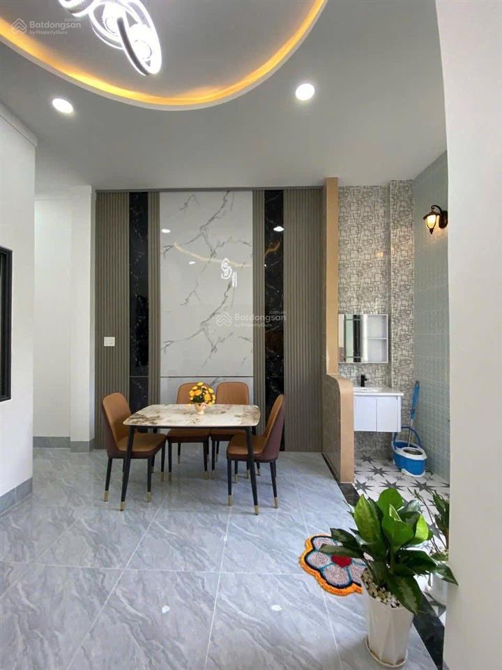Qua tết đi nước ngoài bán nhà cấp 4 đường bạch đằng  quận bình thạnh / giá bán 2 tỷ 190