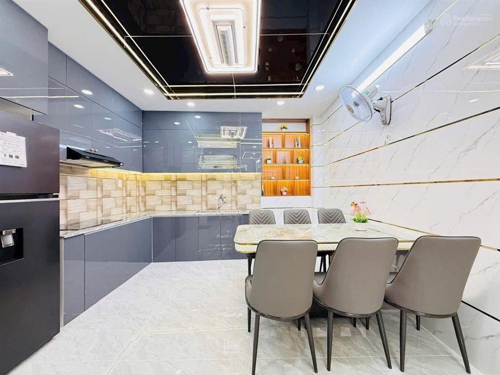 Cô tư đang gấp cần bán nhà 67,2m2 đường cô giang  quận phú nhuận / 3 tỷ 150 (giá full)