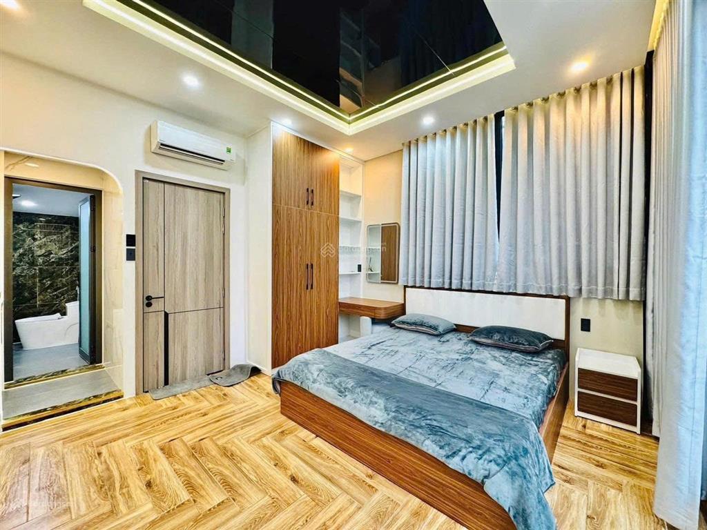 Hàng hiếm tại bình tiên, 2,78 tỷ, 70m2, 3pn, 4wc, 2 tầng, q6, hcm