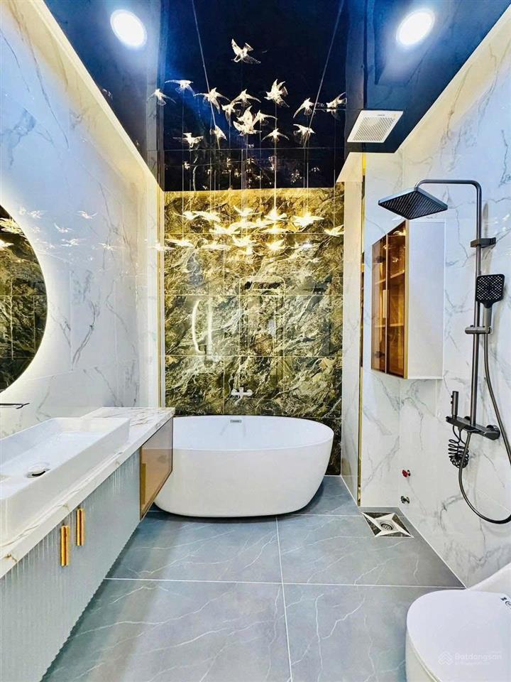 Hàng hiếm tại bình tiên, 2,78 tỷ, 70m2, 3pn, 4wc, 2 tầng, q6, hcm