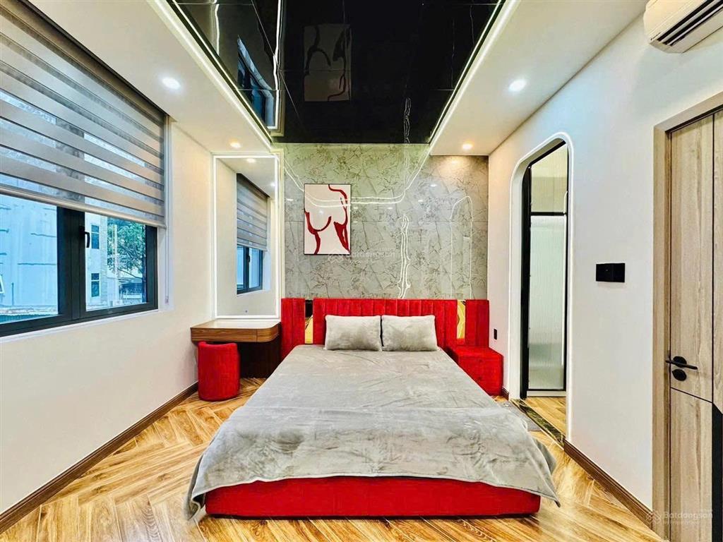 Hàng hiếm tại bình tiên, 2,78 tỷ, 70m2, 3pn, 4wc, 2 tầng, q6, hcm