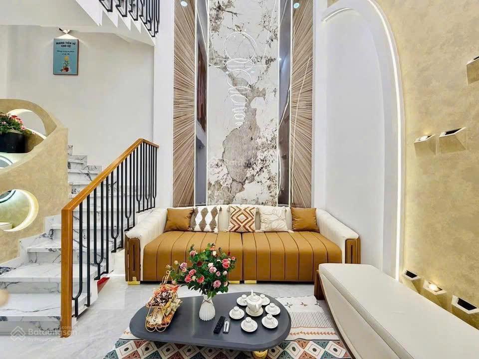 4x13,75 2tỷ760, đồng nai, quận 10, 2 tầng, cho thuê dòng tiền 25tr/th, sổ hồng riêng hoàn công đủ