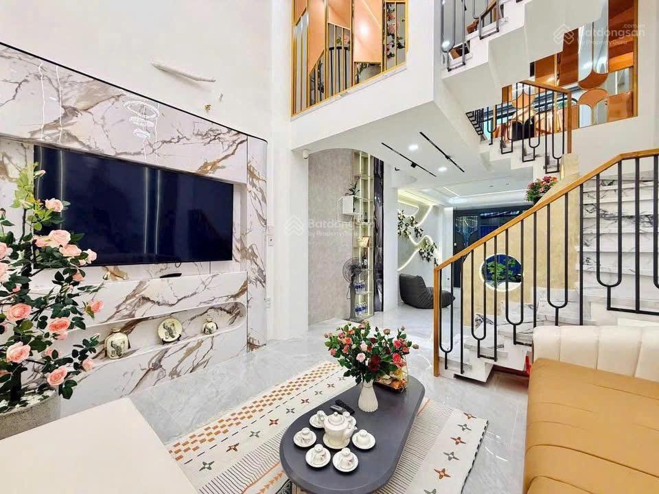 4x13,75 2tỷ760, đồng nai, quận 10, 2 tầng, cho thuê dòng tiền 25tr/th, sổ hồng riêng hoàn công đủ