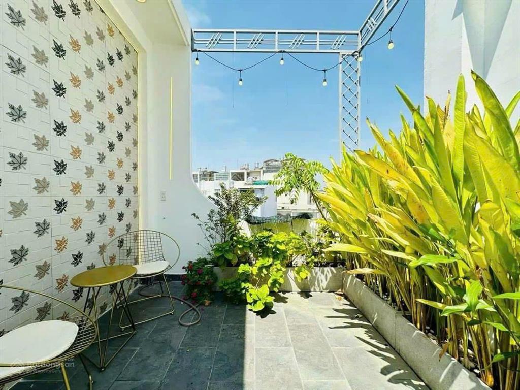 Cô chú sáu cần ra gấp giá 8tỷ5 nhà tại đặng văn ngữ, phú nhuận  sổ sẵn sang tên ngay 2 tầng