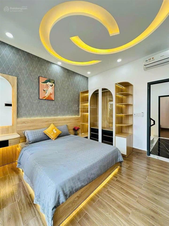 Cô chú sáu cần ra gấp giá 8tỷ5 nhà tại đặng văn ngữ, phú nhuận  sổ sẵn sang tên ngay 2 tầng