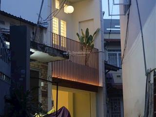 Bán chính chủ, trần quý, 2tỷ460 59,1m2, quận 11  nhà còn mới vào ở ngay, hẻm lớn thông thoáng.