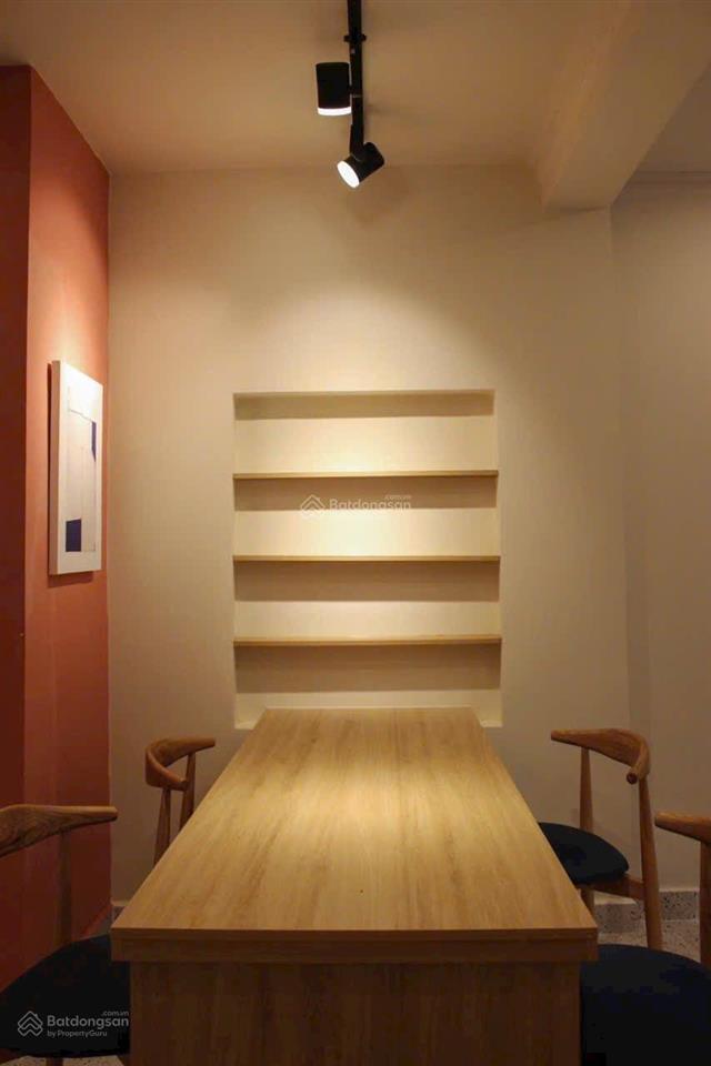 Bán chính chủ, trần quý, 2tỷ460 59,1m2, quận 11  nhà còn mới vào ở ngay, hẻm lớn thông thoáng.