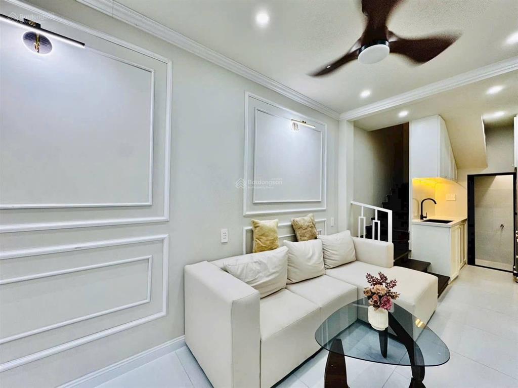 Bán căn nhà cho thuê giá nhỉnh 6tỷ7  58,6m2  nguyễn văn đậu, bình thạnh  sẵn sổ hồng riêng