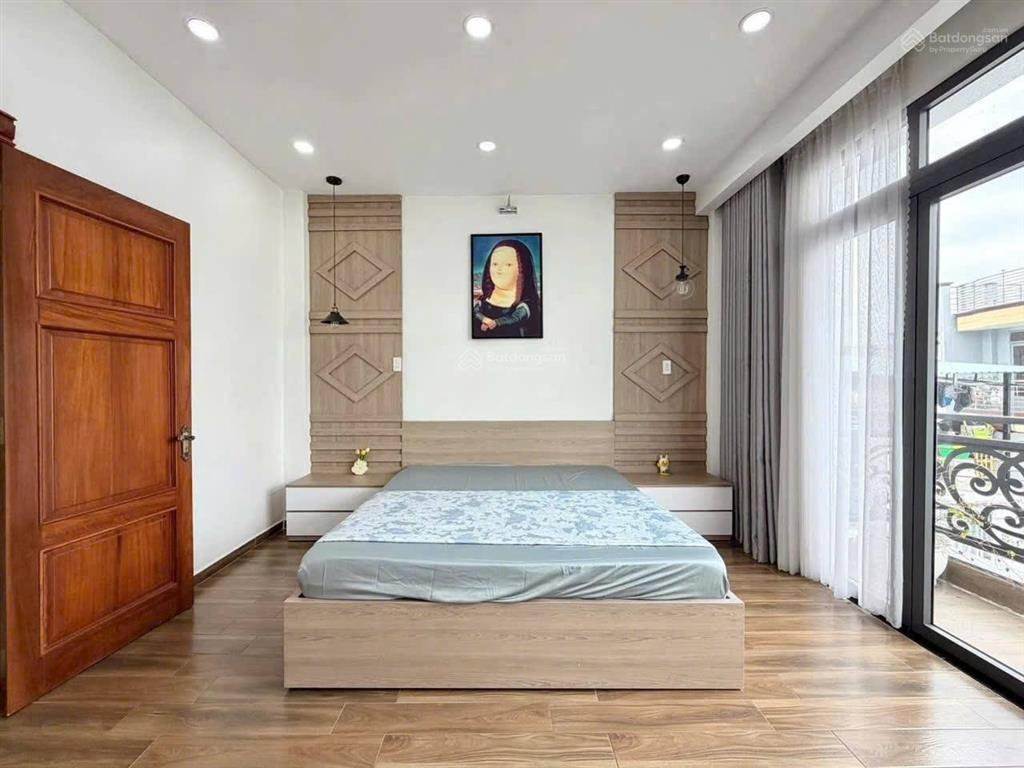 Nhà hẻm 6m giá 3tỷ1 đường vân côi, p7 tân bình, dt 54m2, 3 lầu mới đẹp, tiện ở và kinh doanh