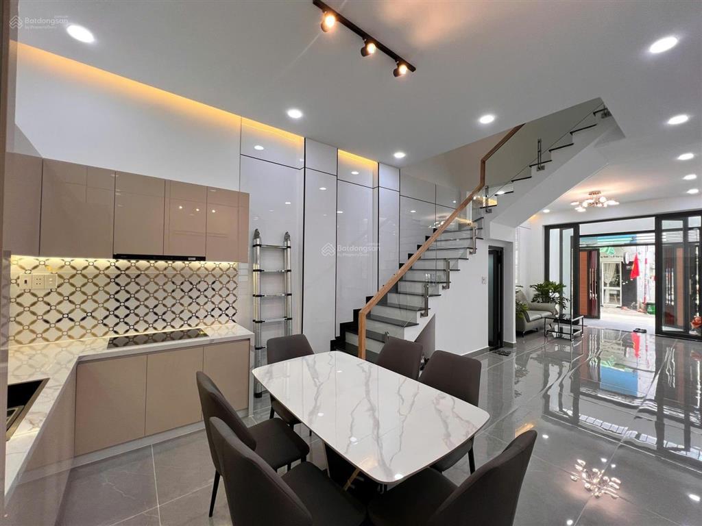 Duy nhất 1 căn ngay hẻm 6m  3/2 quận 10, 59m2, giá 3.76 tỷ  sổ hồng riêng  chính chủ bán