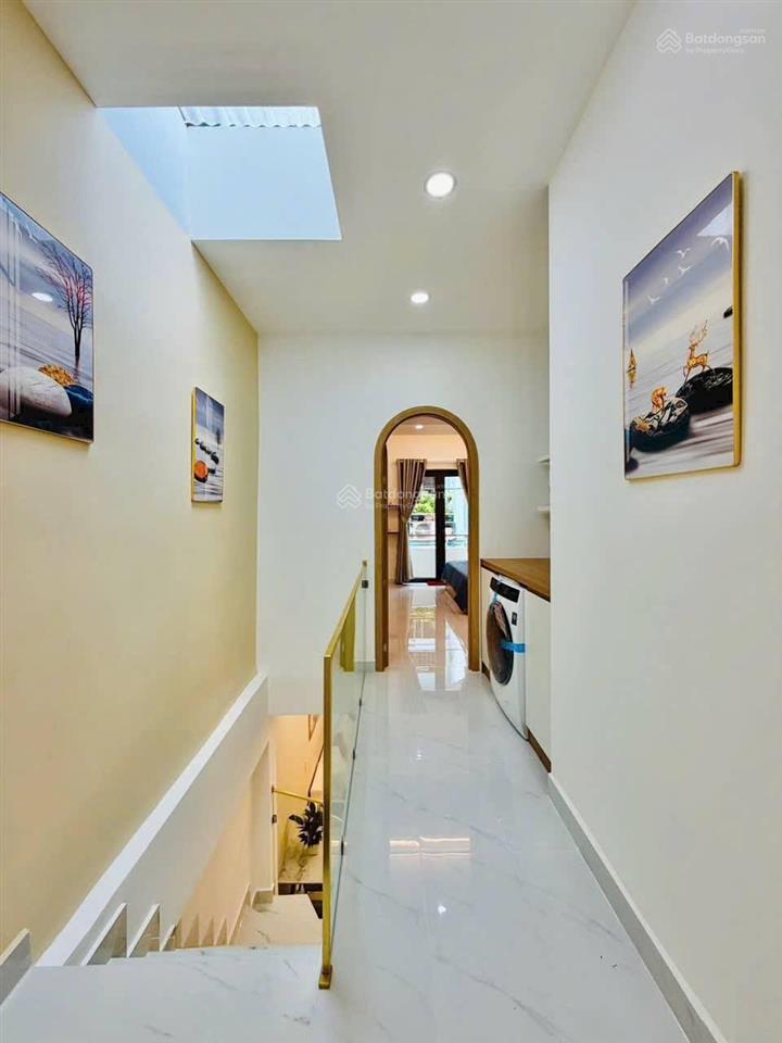 Chủ giáo viên về hưu bán nhà giá chỉ 2tỷ8, tân khai, 48m2, 1 trệt 1 lầu sạch đẹp rộng rãi, sổ chuẩn