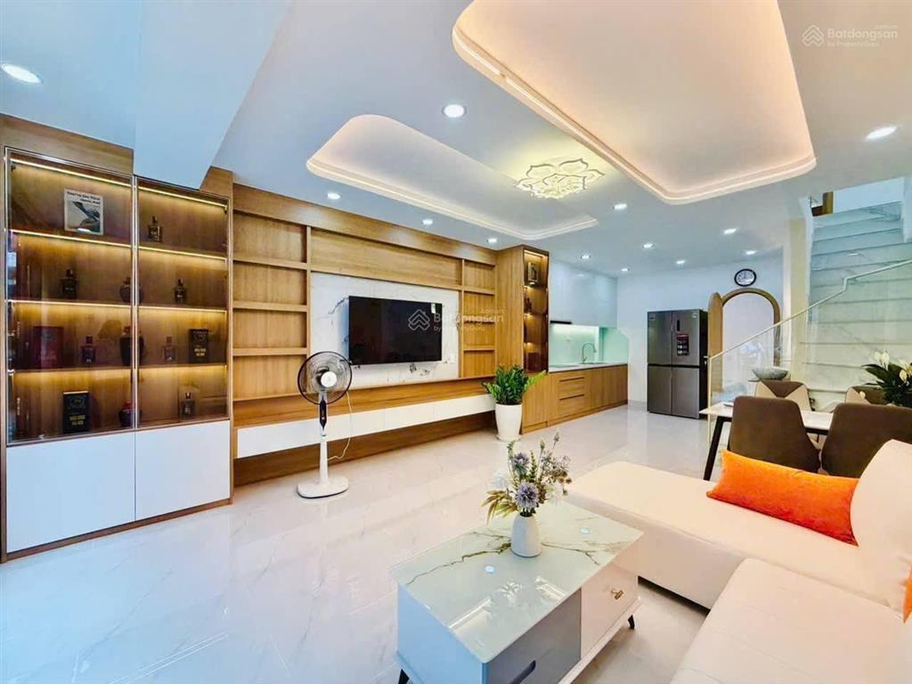 Chủ giáo viên về hưu bán nhà giá chỉ 2tỷ8, tân khai, 48m2, 1 trệt 1 lầu sạch đẹp rộng rãi, sổ chuẩn