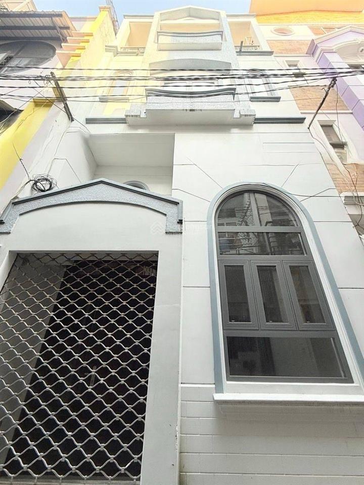 Bán căn hộ dịch vụ hẻm xe hơi phường 10 dòng tiền cao thu nhập 100tr/tháng  dt 6x12m đúc 5tầng