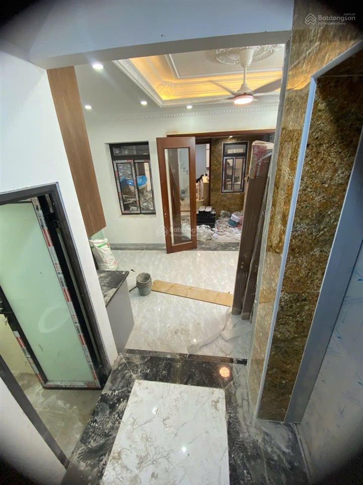 Bán gấp nhà đẹp giá rẻ ở xuân đỉnh, nhà xây mới nét căng, nhà thang máy siêu đẹp