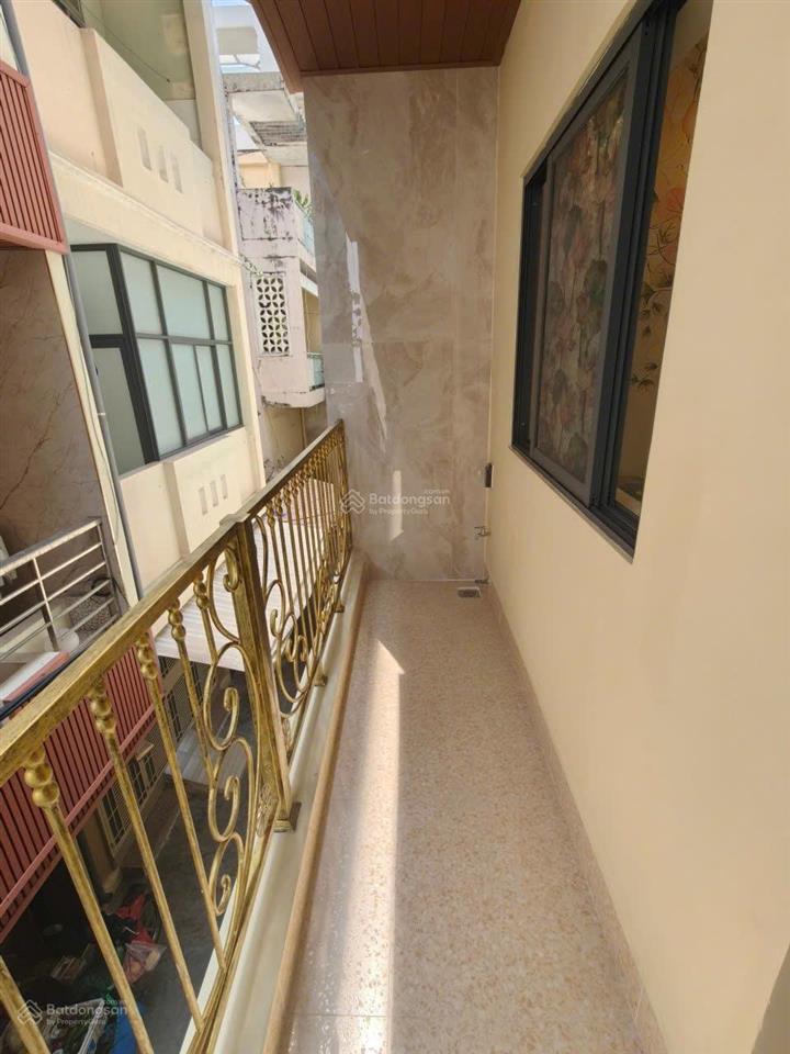 Nhà đẹp đường calmette, 4 tầng cách chợ bến thành 500m, 6pn, 6wc, cho thuê 40tr/tháng