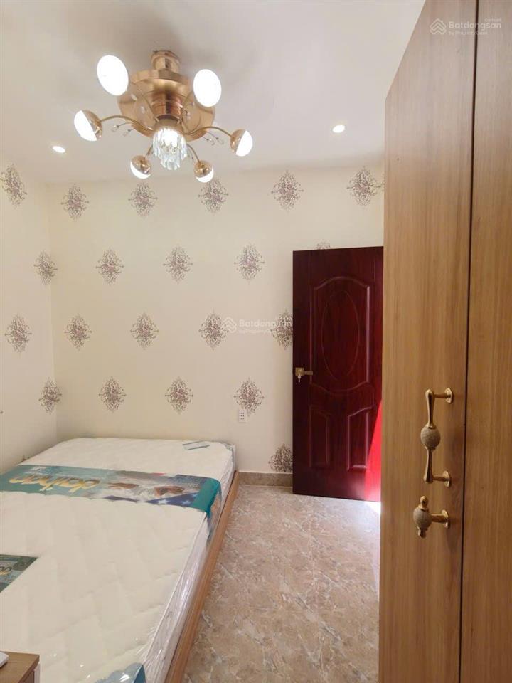 Nhà đẹp đường calmette, 4 tầng cách chợ bến thành 500m, 6pn, 6wc, cho thuê 40tr/tháng