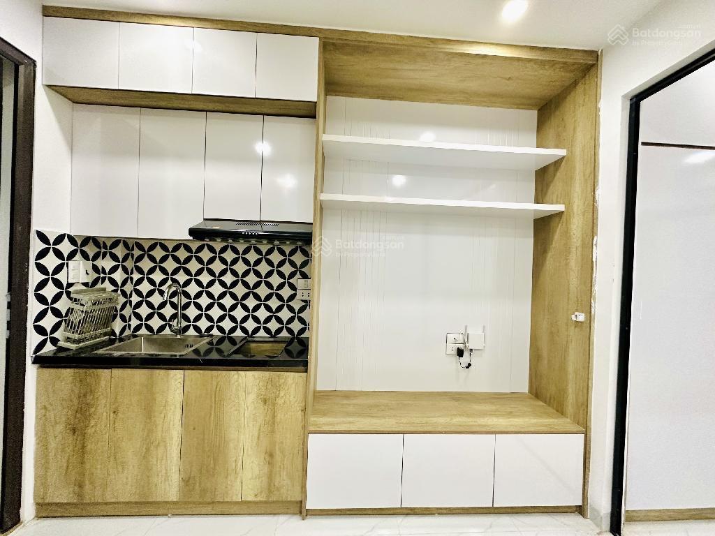 Căn hộ thoáng sáng đẹp đầy đủ nội thất 30m2 5 tr/th