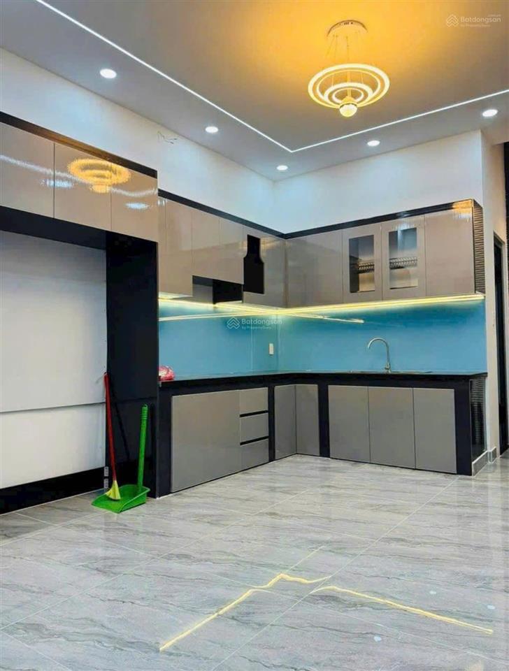 Xoay vốn gấp nhà tại đường số 9, trường thọ, thủ đức,(66m2),chỉ 2 tỷ 780, sổ sẵn, hẻm xe hơi