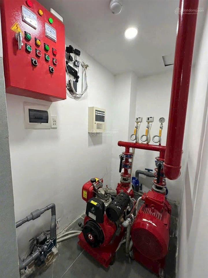 Bán gấp chdv 2 mt hoàng việt, q. tân bình giá 21 tỷ (5,5 x 20m cn 100m²)