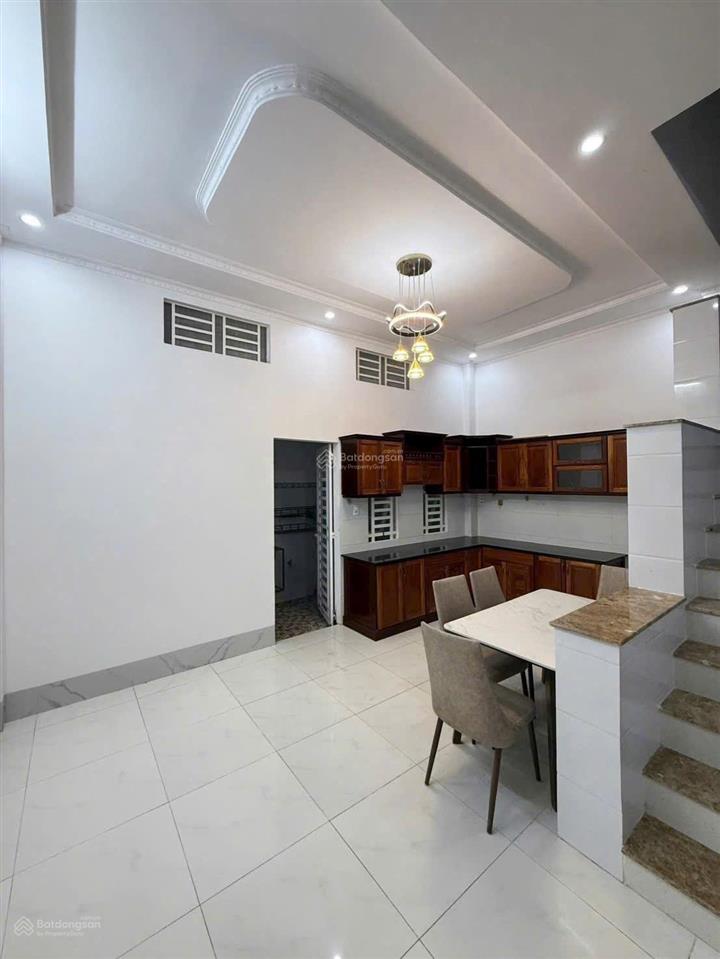 Cho thuê nhà trệt 1 lầu đủ nội thất gần kdc nam long, cần thơ 12 triệu/ tháng