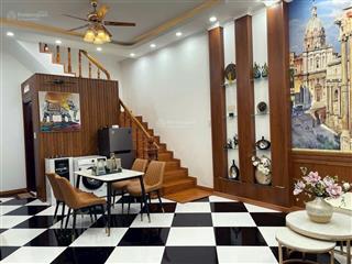 Cho thuê nhà trệt 1 lầu mới 100%  full nội thất  sau vincom hùng vương, cần thơ |11 triệu