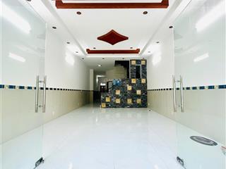 Cho thuê nhà trệt + 3 lầu mới đẹp, vị trí đầu khu trục chính kdc hưng phú, cần thơ |30 triệu