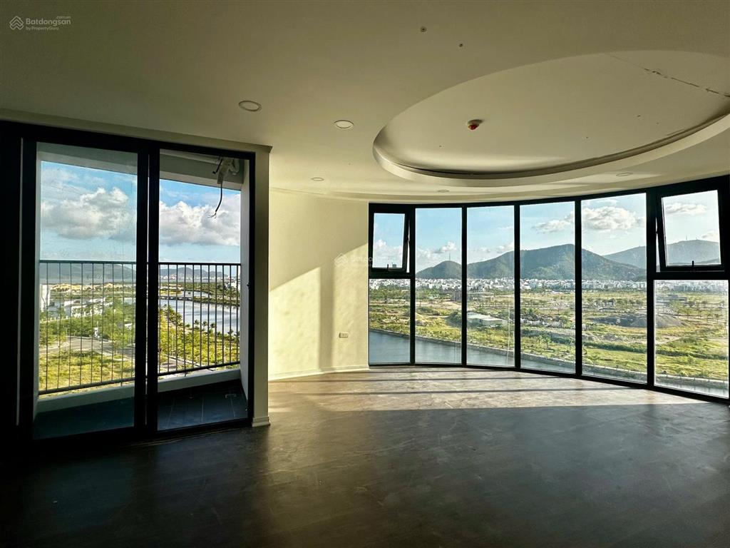 Suất nội bộ bán nhanh căn 2pn view sông hà thanh vừa đẹp vừa rẻ giảm 130 triệu