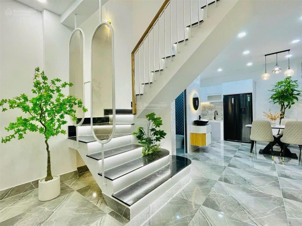 Nhà riêng hà huy giáp, q12, dt 58m2, 2pn, 2wc, 2tỷ5, hẻm 5m, xem hơi tận nhà