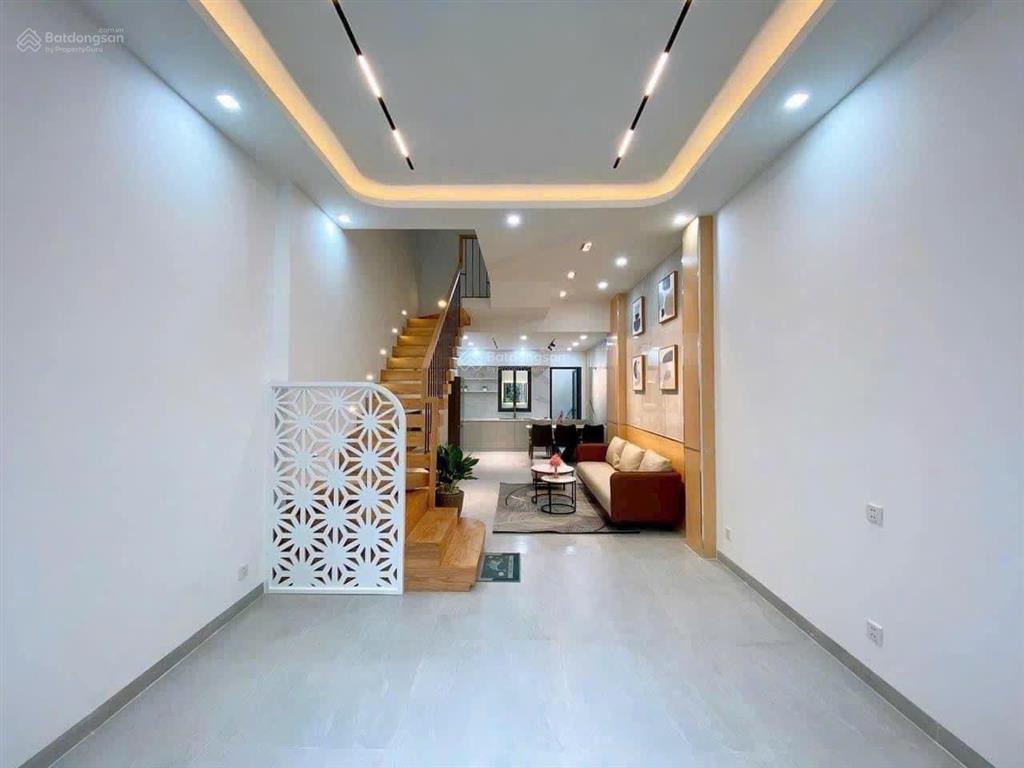 Bán nhà sổ riêng tại phạm văn hai, tân bình 56m2, 4pn, 4wc, hàng hiếm tại uy tín