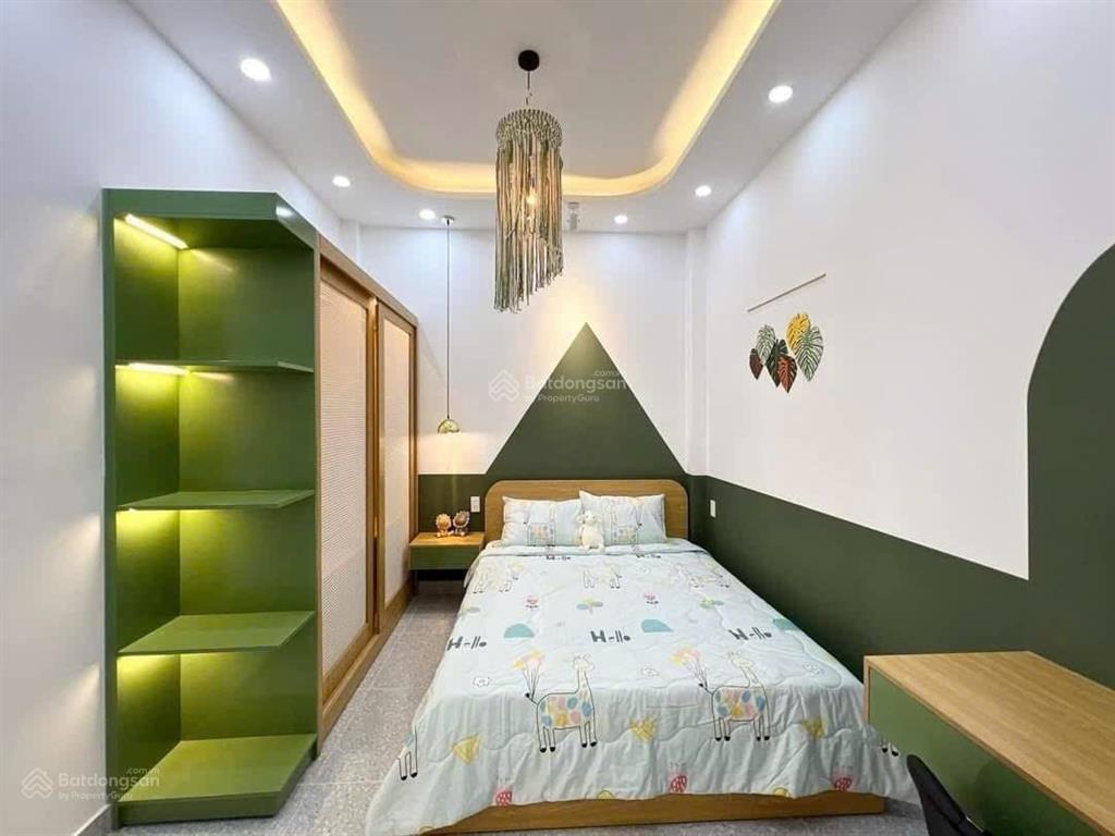 Bán nhà tại hoàng hoa thám, p7, bình thạnh, 65m2, hẻm 5m, sổ riêng