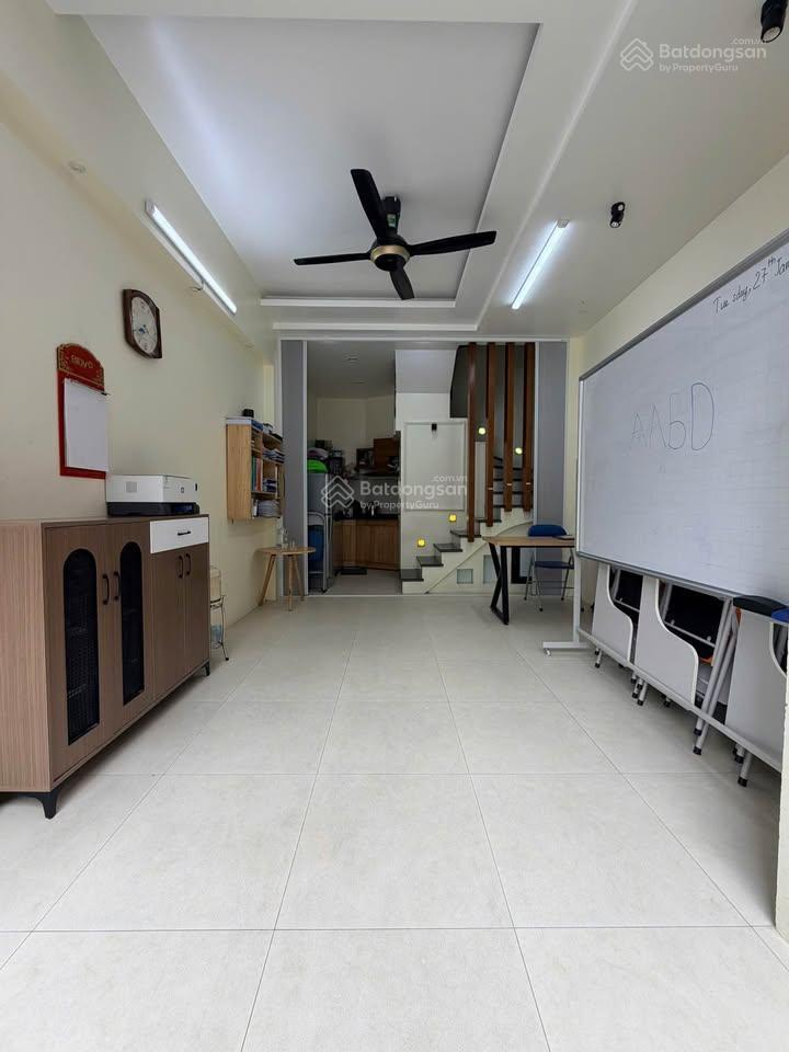 Chính chủ cần bán căn nhà 5 tầng tại thạch bàn, long biên