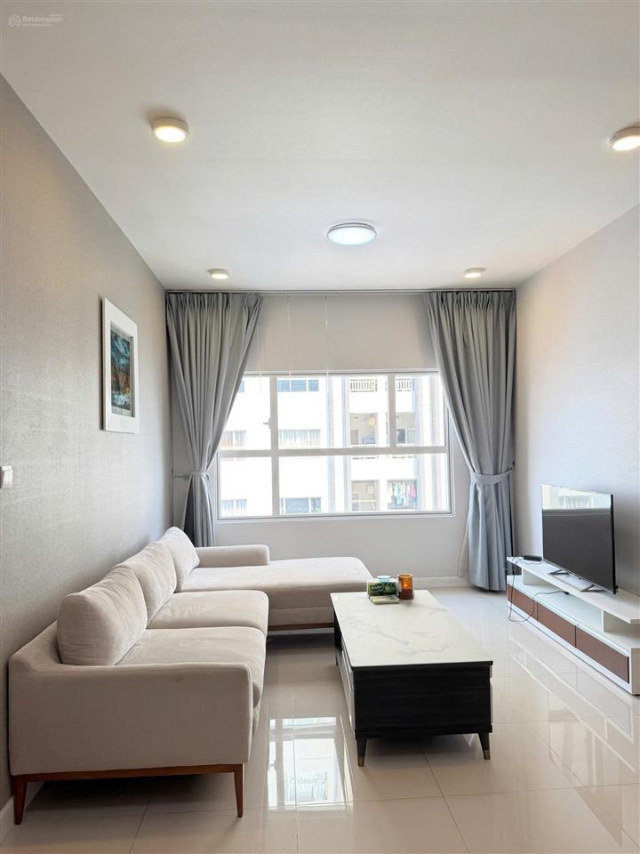 Căn góc 2pn  99m2  có sổ  sunrise city  quận 7  giá chỉ 8.2tỷ. hotline 0909 982 ***