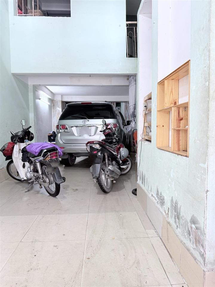 Bán nhà mặt tiền phường 4 quận 8 ngay tạ quang bửu giáp quận 1,quận 5  dt 73m2  mt 4m  đường 16m