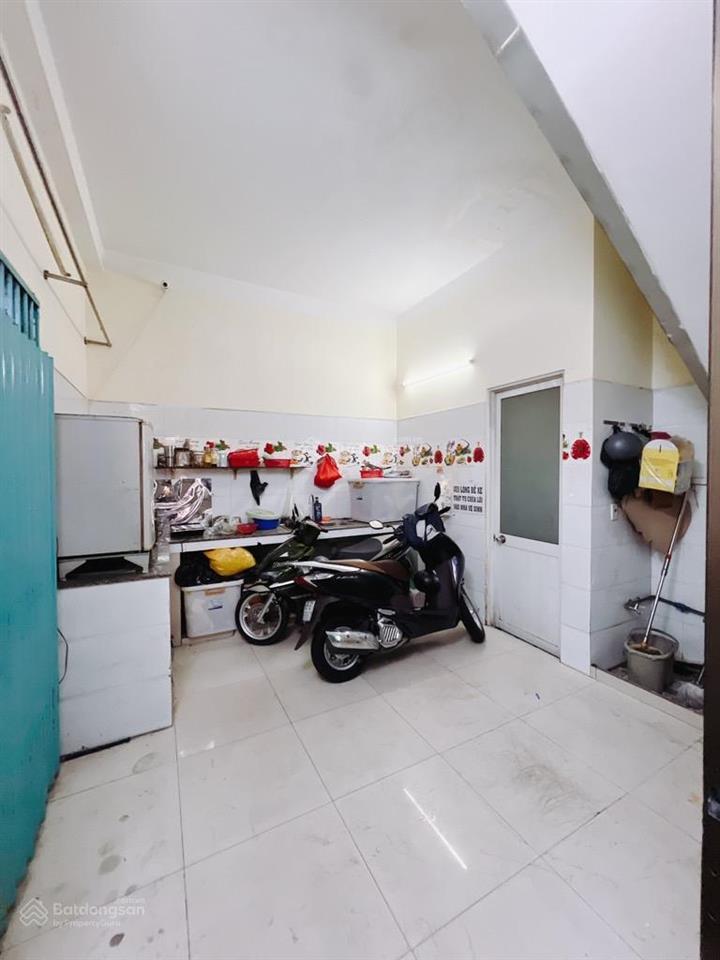 Bán nhà 5 tầng chdv mt 4,6m dương bá trạc quận 8 ngay cầu nguyễn văn cừ giáp quận 1, quận 5  hxh