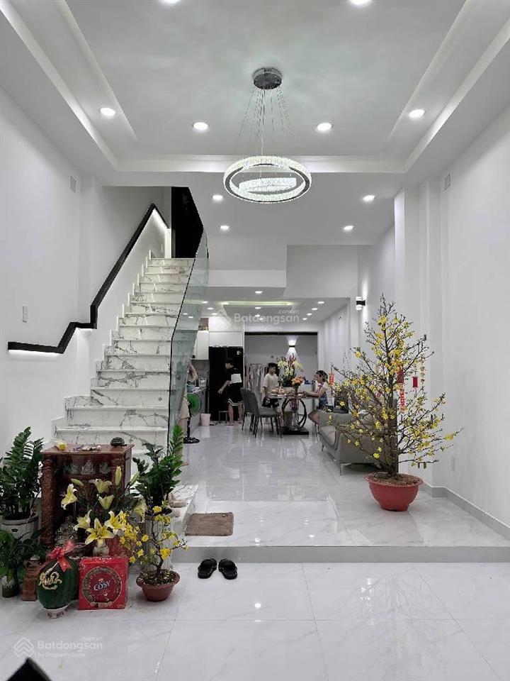 Nhà 4 tầng 68m2 4pn mặt tiền kinh doanh bông sao quận 8 giáp tạ quang bửu q1 q5, 0961 941 ***