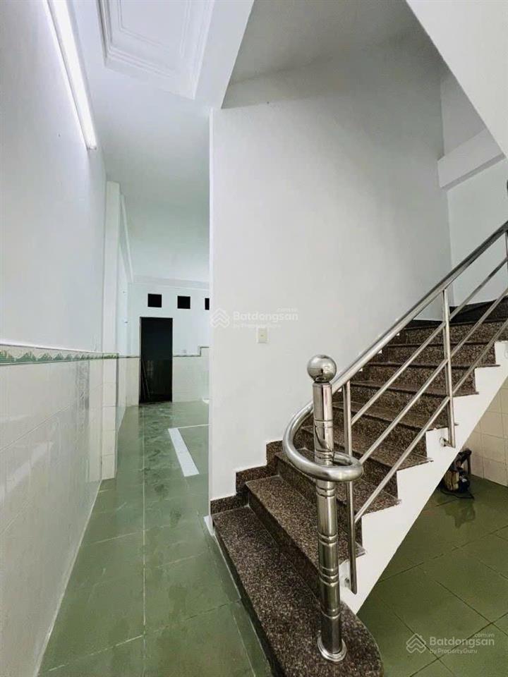 Bán nhà mặt phố 3 tầng 60m2 bình phú quận 6  đường 10m  3pn  mt 4m  nhỉnh 9 tỷ