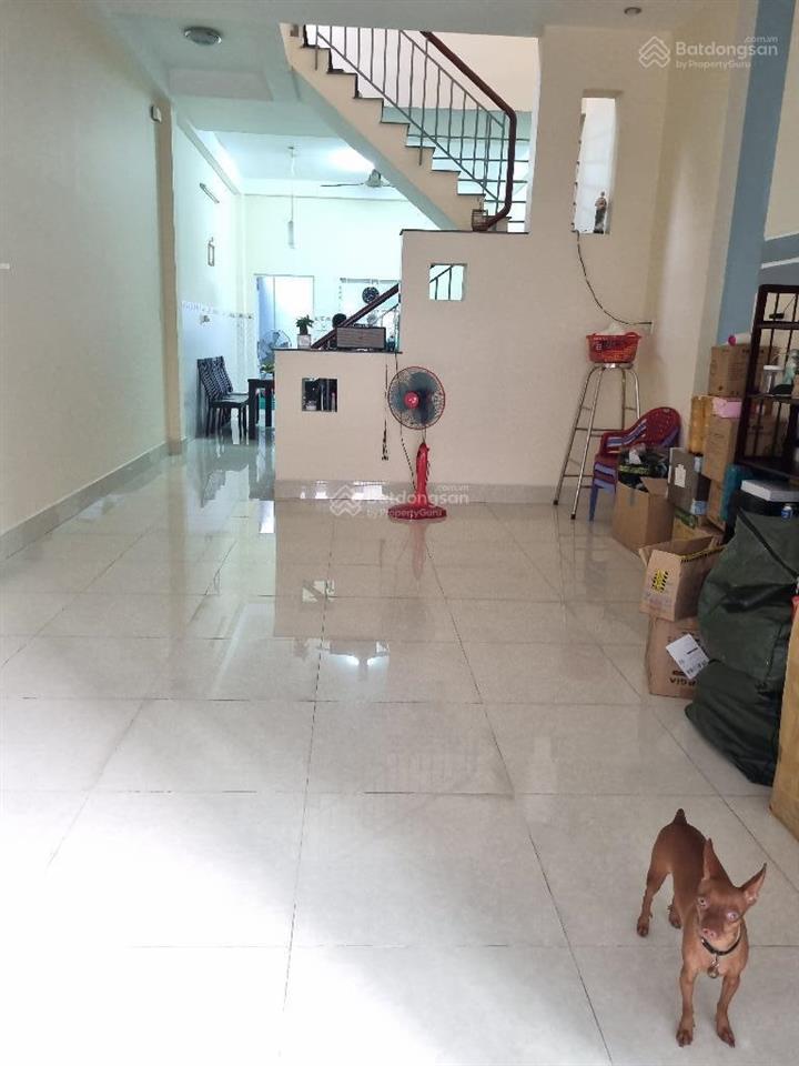 Bán nhà 2 tầng dt 106m2 ngang 4,5m 3pn lương văn can quận 8 sát cầu bình tiên